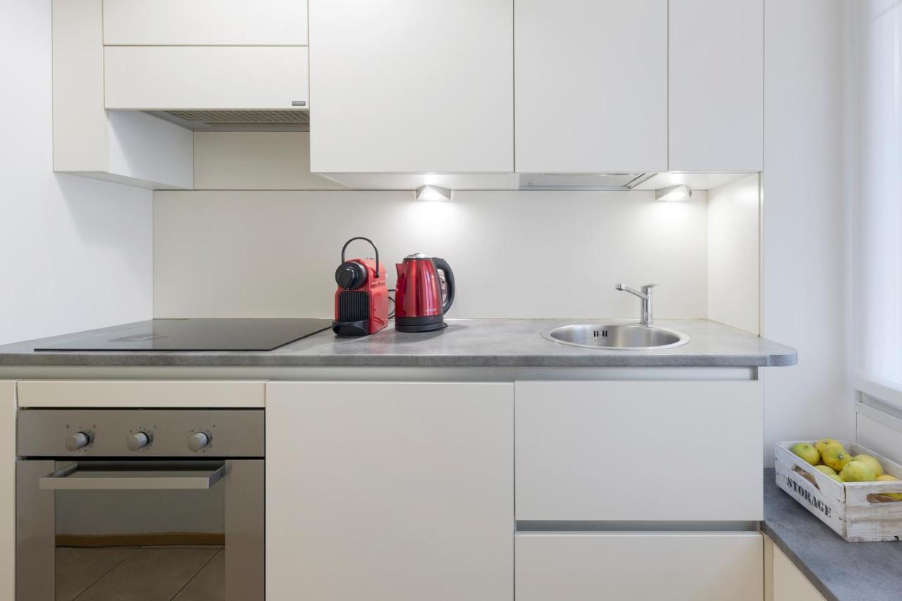 Domus Apartments Como - By Relais Di Giada Bagian luar foto