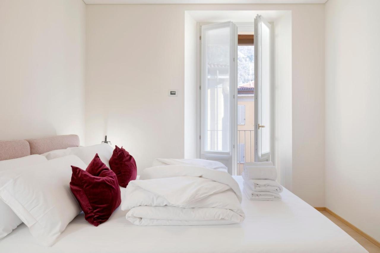 Domus Apartments Como - By Relais Di Giada Bagian luar foto