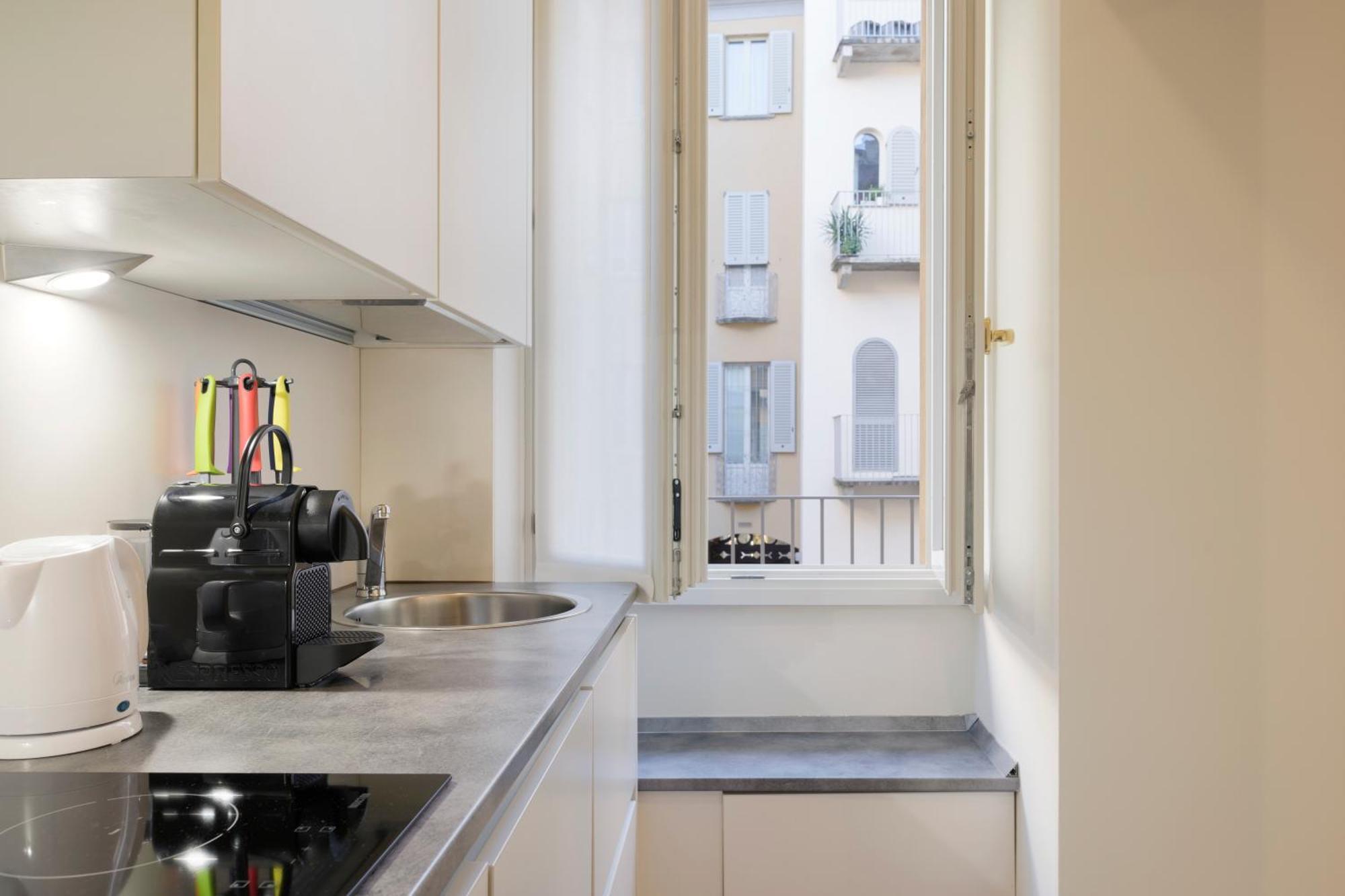 Domus Apartments Como - By Relais Di Giada Bagian luar foto